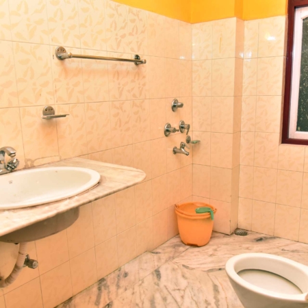 hotel-dikiling-bathroom3
