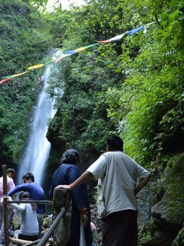 Kanchenjunga-Falls1
