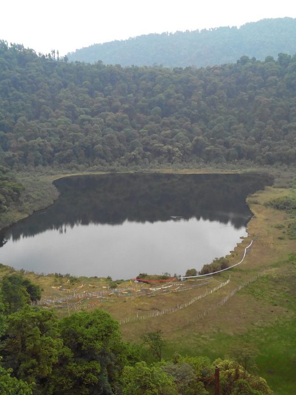 Khecheopalri-Lake1